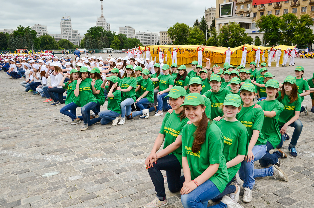 У місті пройшла акція «Діти Харкова - за мир!»