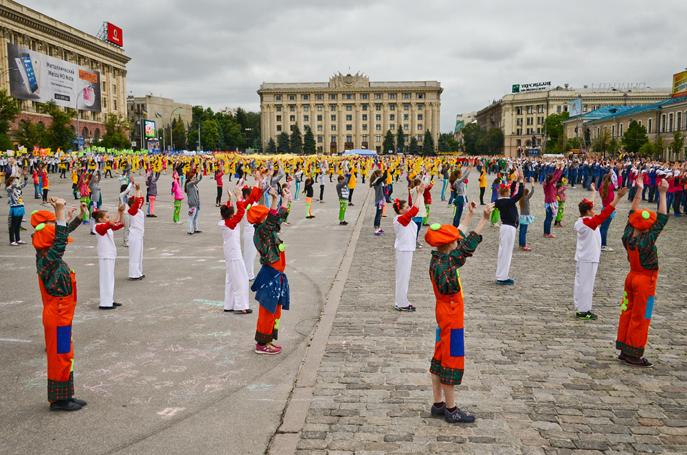 У місті пройшла акція «Діти Харкова - за мир!»