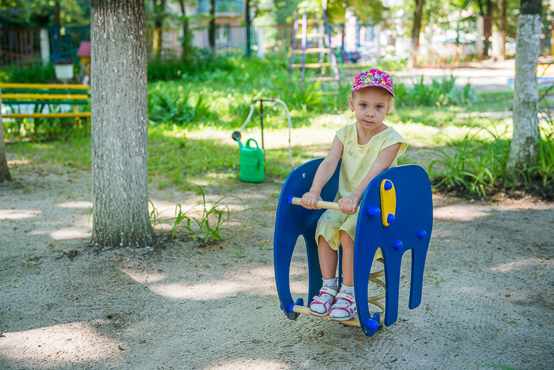 У всіх харківських дитсадках встановлять нові ігрові майданчики