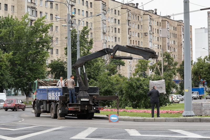 На Гімназійній набережній проводиться ремонт
