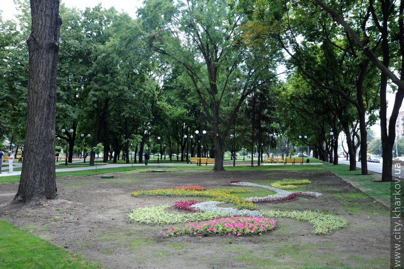 У Харкові відкрили два оновлених сквери
