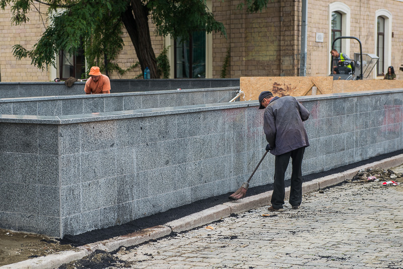 У Харкові відремонтують 22 пішохідних виходи з метро
