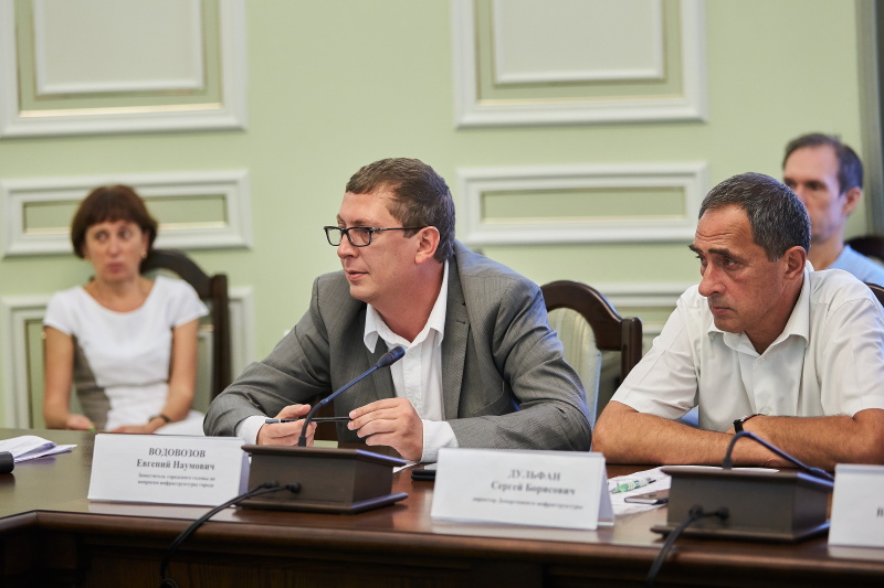 У міськраді обговорили проблему доступності будівель для людей з інвалідністю