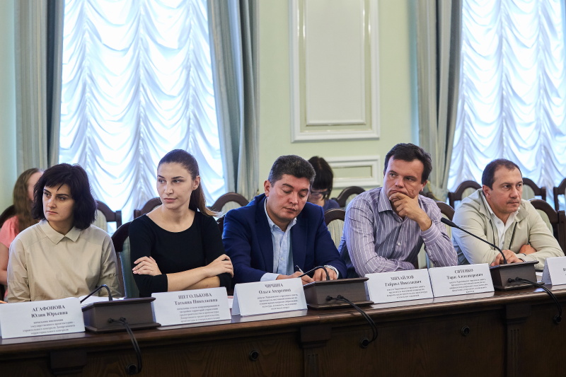 У міськраді обговорили проблему доступності будівель для людей з інвалідністю