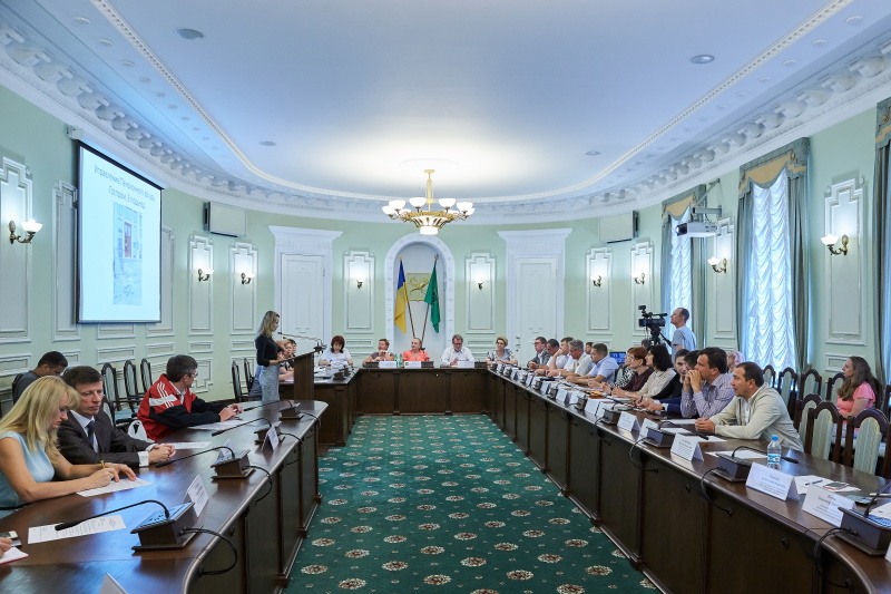 У міськраді обговорили проблему доступності будівель для людей з інвалідністю