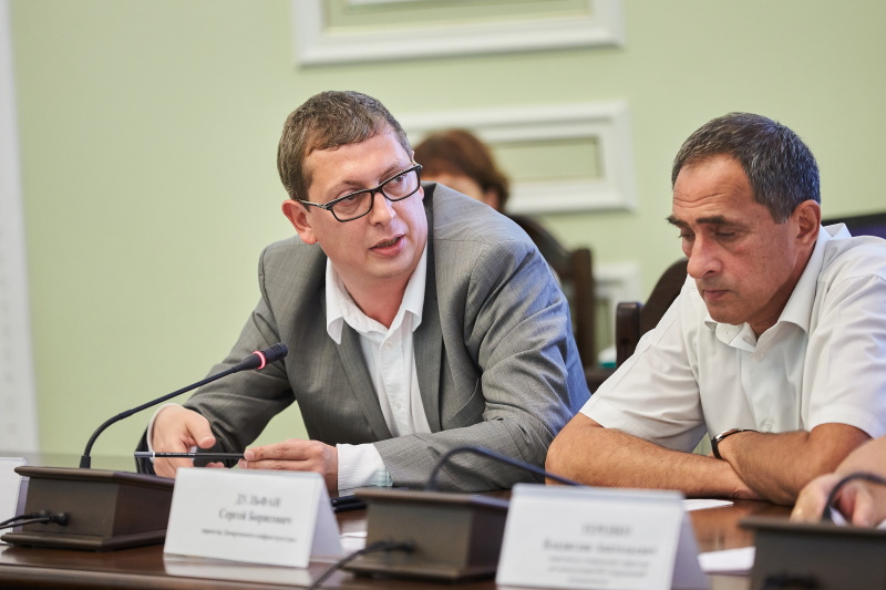 У міськраді обговорили проблему доступності будівель для людей з інвалідністю