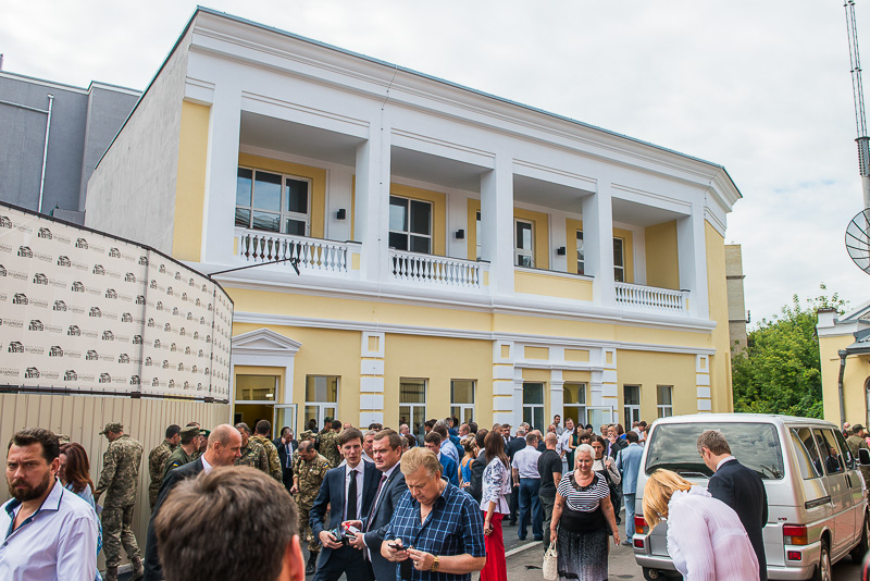 Президент відкрив органний зал Харківської філармонії