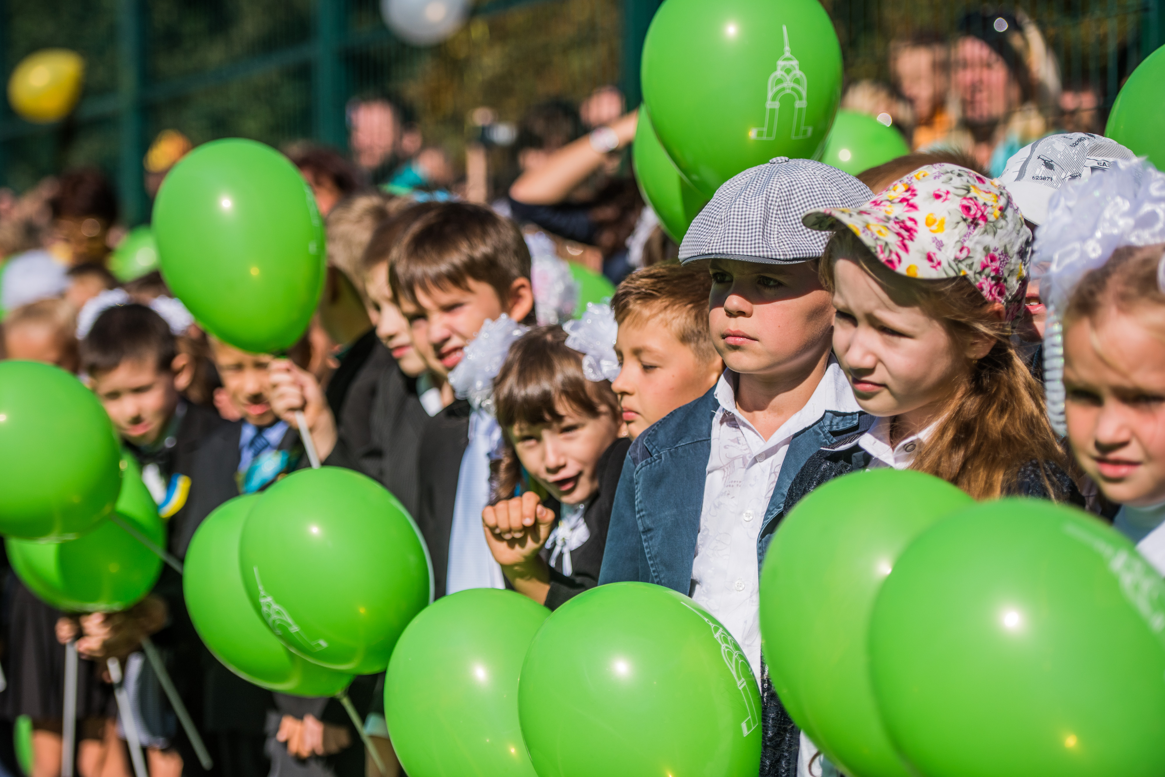 У харківських школах відзначають День знань і відкривають нові стадіони