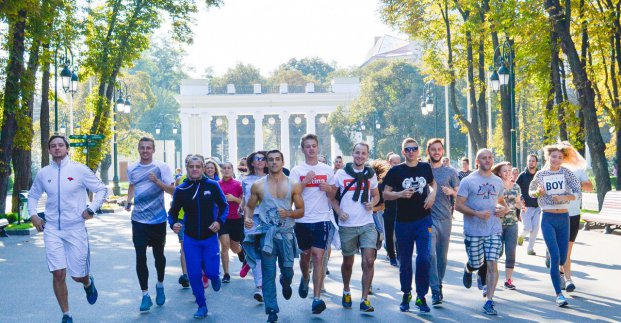 Молодь Харкова бігала з чемпіонами