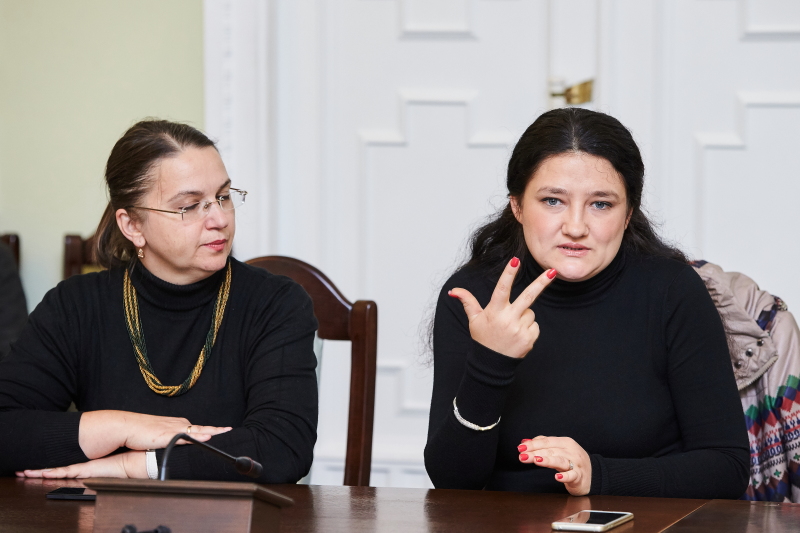 Працівники соціальних установ Харкова вчать мову жестів