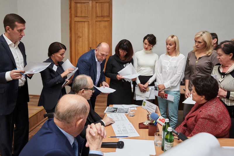 Геннадій Кернес провів особистий прийом в університеті імені Ярослава Мудрого