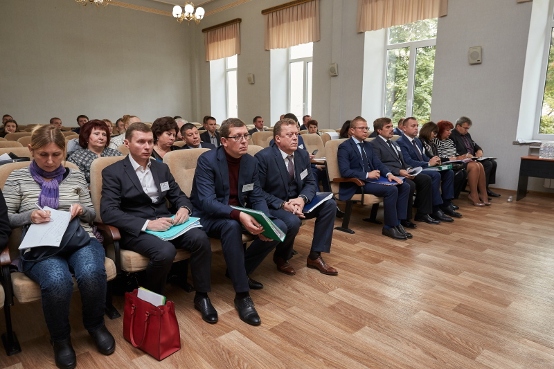 Геннадій Кернес провів особистий прийом в університеті імені Ярослава Мудрого