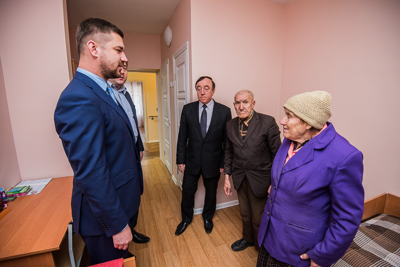 У Холодногірському районі учасникам бойових дій вручили державні нагороди