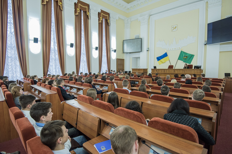У Харкові презентували проект для школярів «Find Yourself»