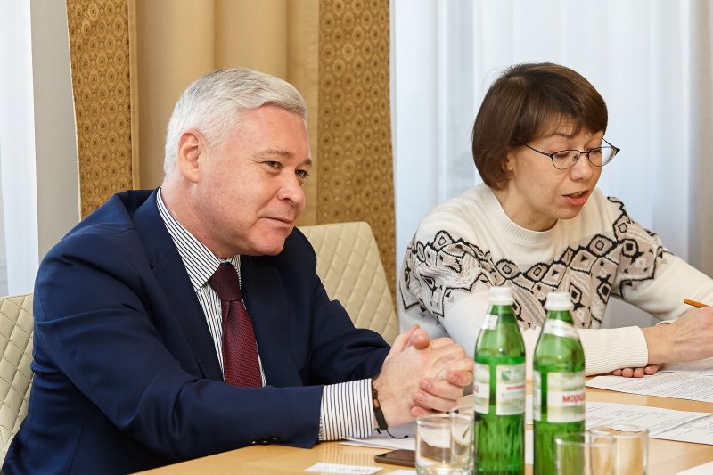 Ігор Терехов зустрівся з послом ПАР