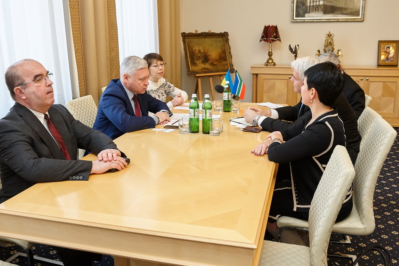 Ігор Терехов зустрівся з послом ПАР