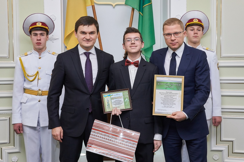 У Харкові відзначили кращих учнів Шевченківського району