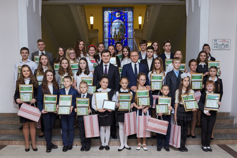 У Харкові відзначили кращих учнів Шевченківського району