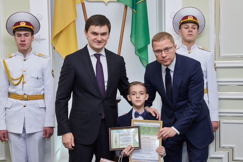У Харкові відзначили кращих учнів Шевченківського району
