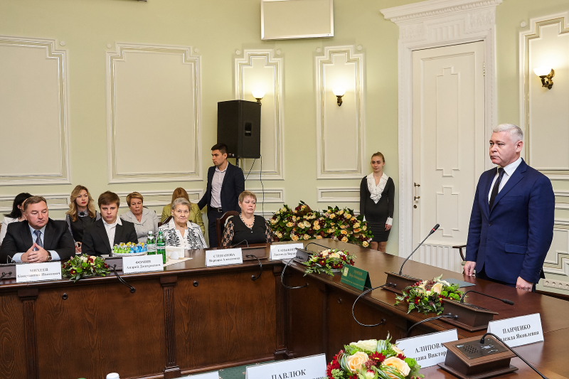 Ігор Терехов вручив премії Харківської міської ради