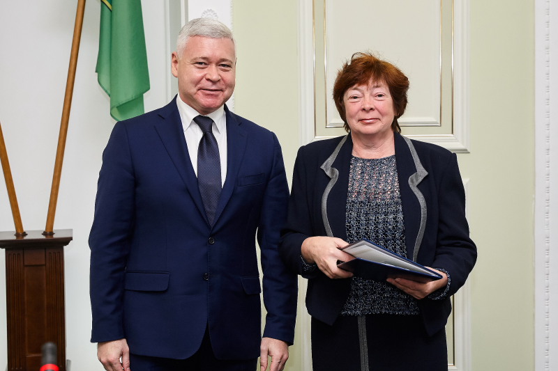Ігор Терехов вручив премії Харківської міської ради
