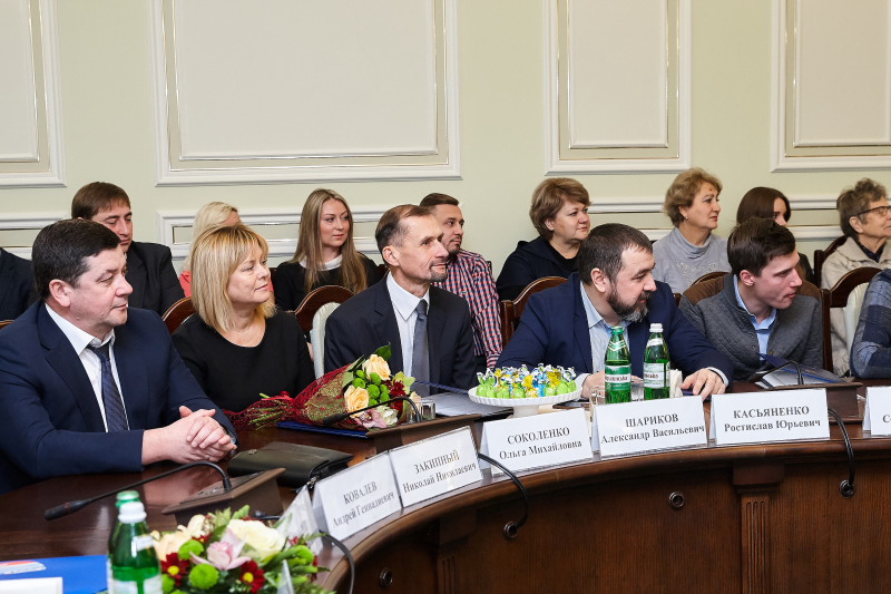 Ігор Терехов вручив премії Харківської міської ради