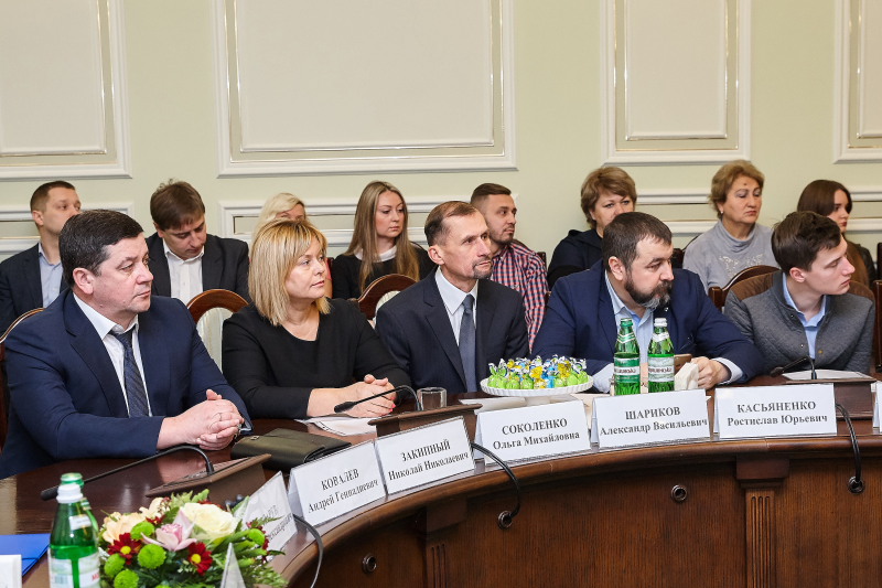Ігор Терехов вручив премії Харківської міської ради