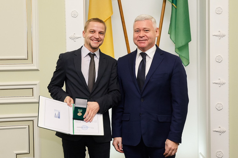 Ігор Терехов вручив премії Харківської міської ради