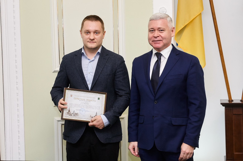 Ігор Терехов вручив премії Харківської міської ради