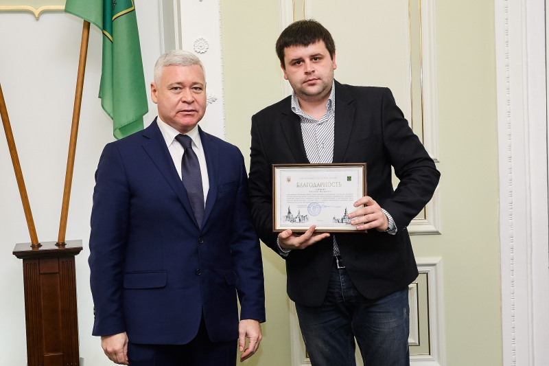 Ігор Терехов вручив премії Харківської міської ради