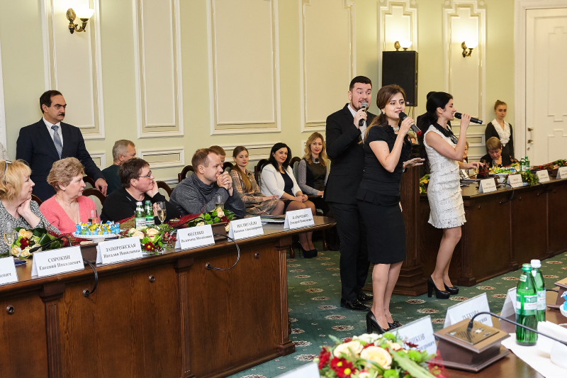 Ігор Терехов вручив премії Харківської міської ради
