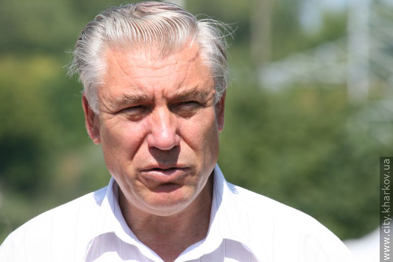 У Харкові щорічно змінюють від 10 до 12 електроопор
