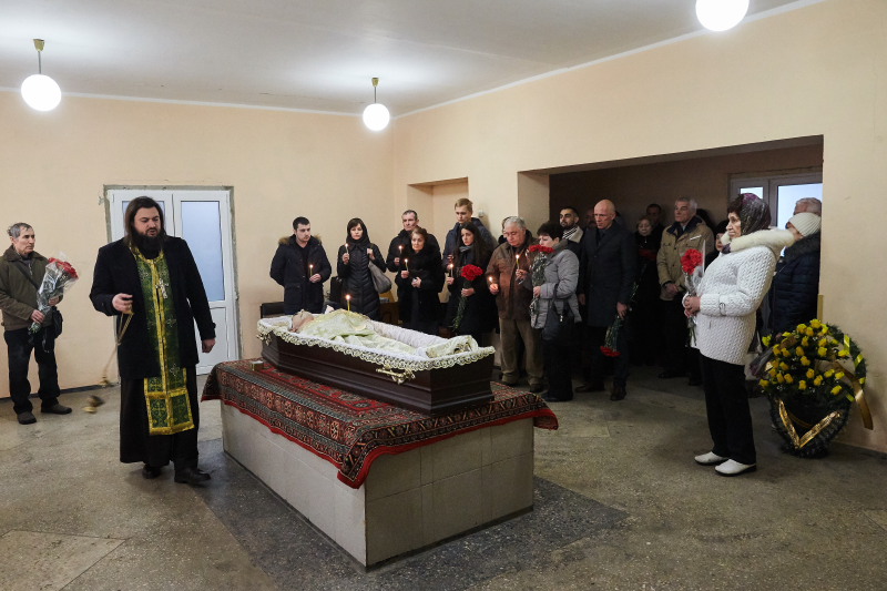 Колеги і близькі попрощалися з Олександром Стеріним