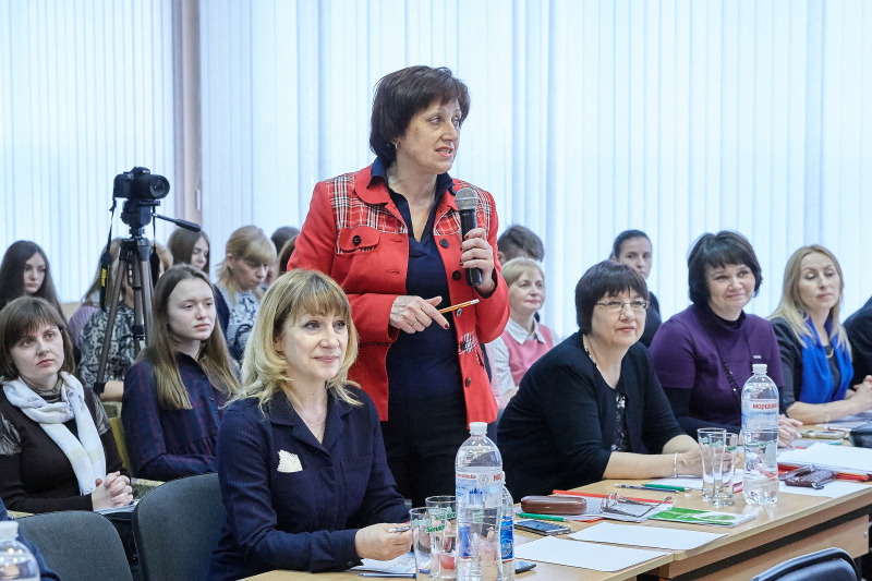 У Харкові визначають кращих учнів року