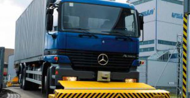 Великовантажним автомобілям обмежили в'їзд до Харкова