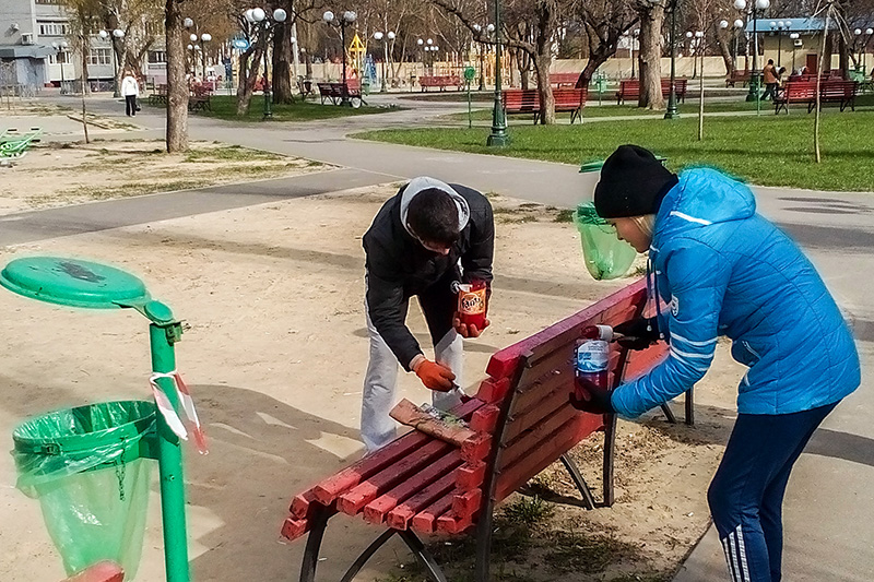 У районах міста пройшли масові суботники (доповнено)