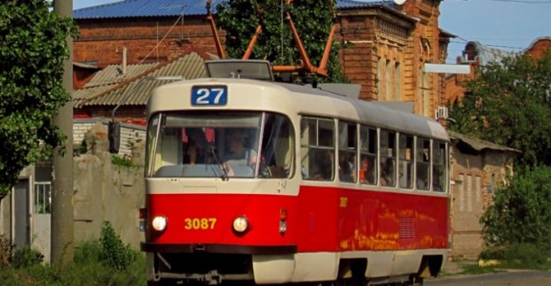 Рух транспорту по вулиці Гольдбергівській забороняється на тривалий термін
