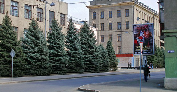 Рух транспорту по вулиці Динамівській і бульвару Богдана Хмельницького тимчасово забороняється
