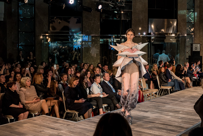Покази колекцій та дизайн-маркет: в місті проходить «KharkivFashion»