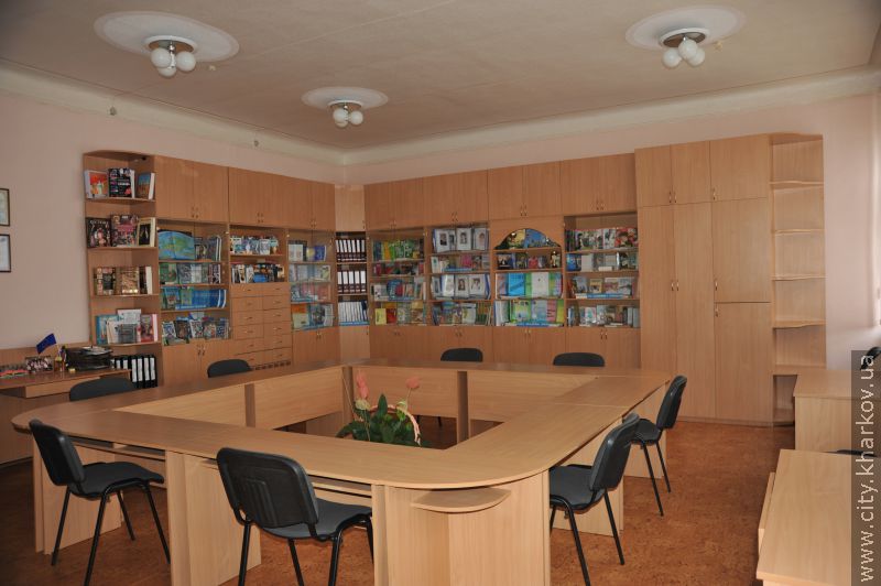 Цього року до харківських шкіл підуть майже 11 тисяч першокласників