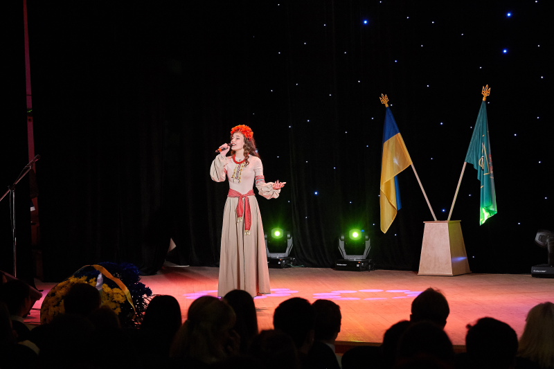 У Шевченківському районі нагородили талановитих дітей