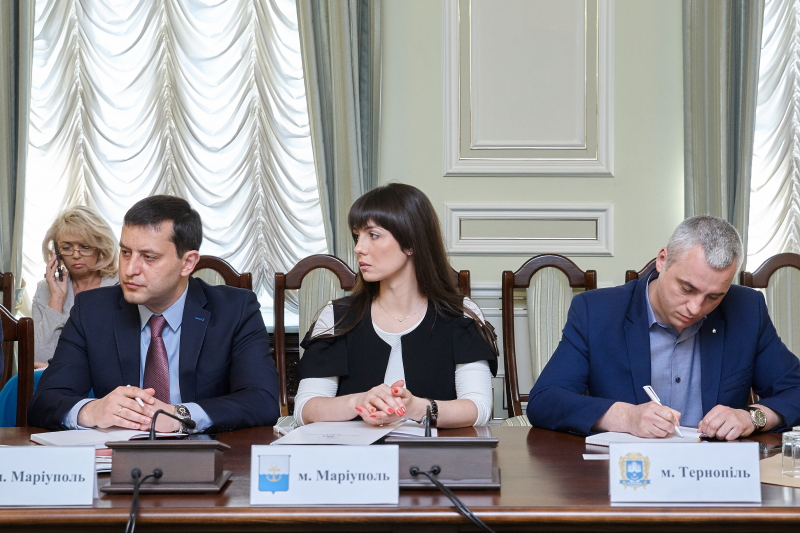 Українські міста переймають досвід Харківської міськради