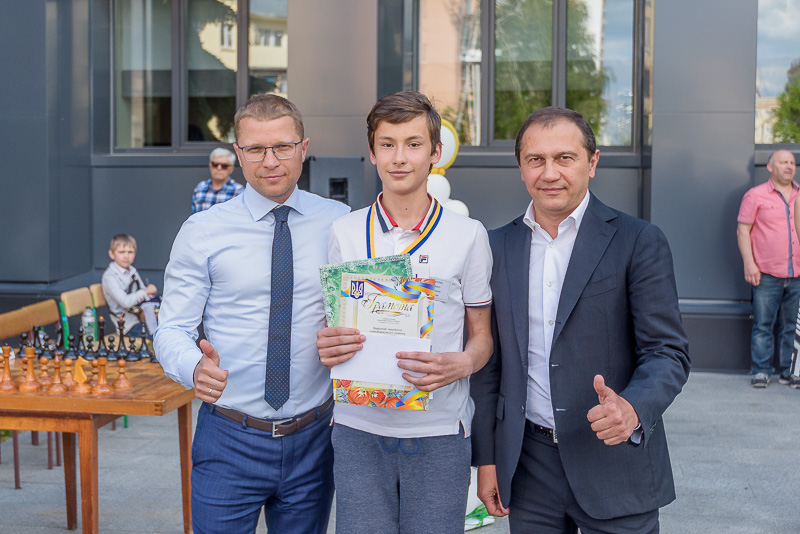 У День захисту дітей в Шевченківському районі пройшов турнір з шахів