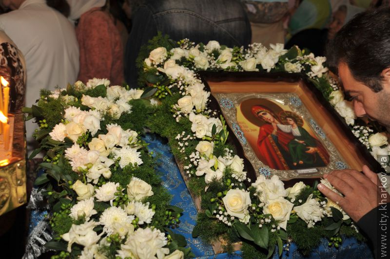 У Саржиному яру освятили новий храм