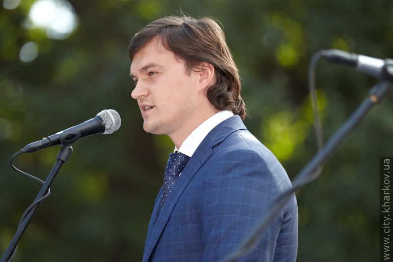 У саду Шевченка відкрилися дві фотовиставки