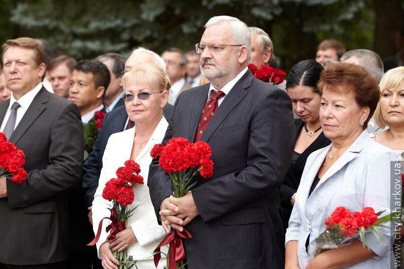 На Меморіалі Слави в Лісопарку вшанували пам'ять загиблих за Вітчизну