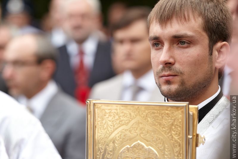 На Меморіалі Слави в Лісопарку вшанували пам'ять загиблих за Вітчизну