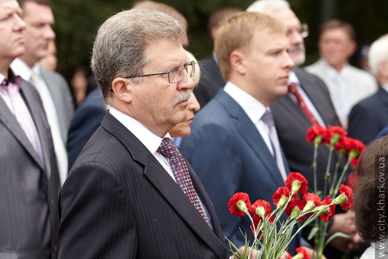 На Меморіалі Слави в Лісопарку вшанували пам'ять загиблих за Вітчизну