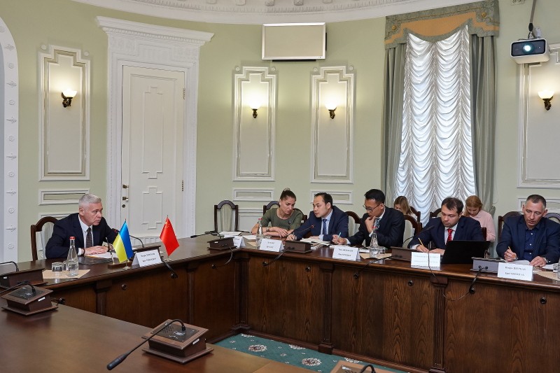 Міська влада працює над створенням системи безпеки у Харкові