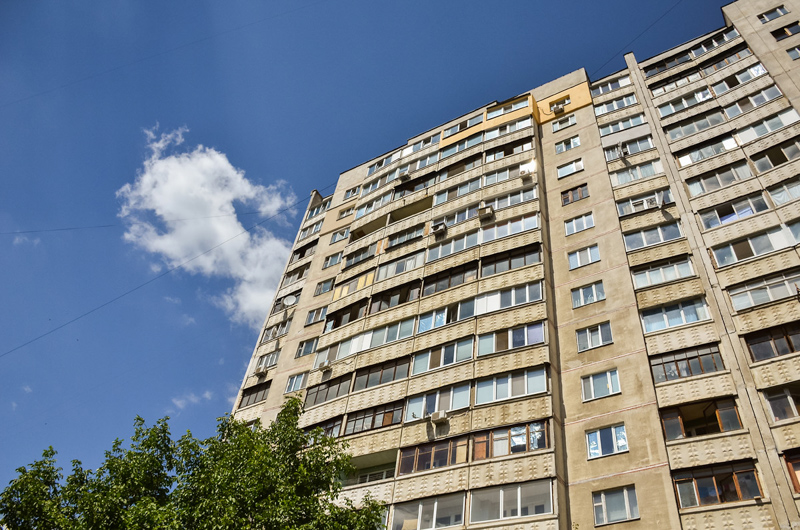 На Холодній Горі встановили новий дитячий майданчик